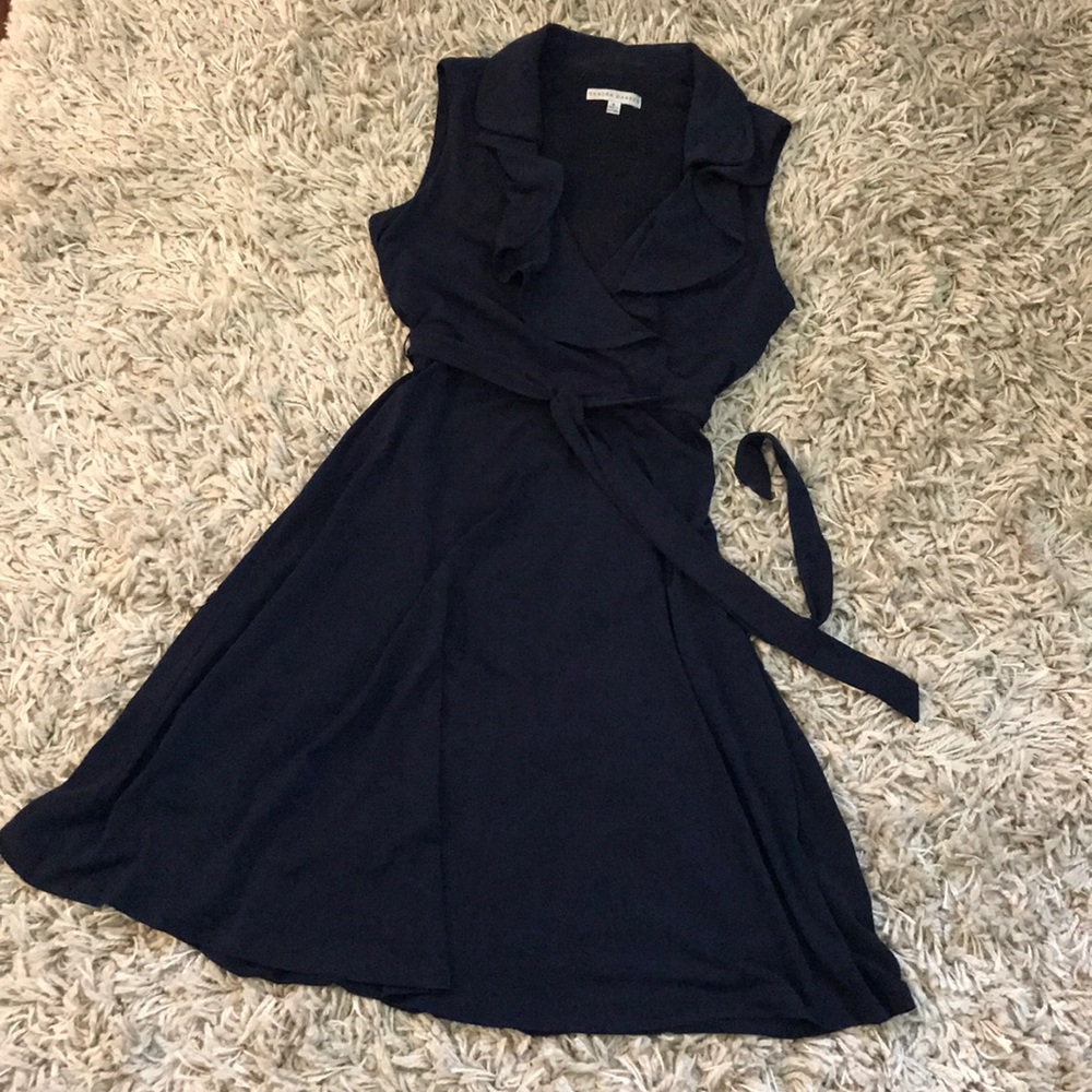 Flirty navy jersey dress